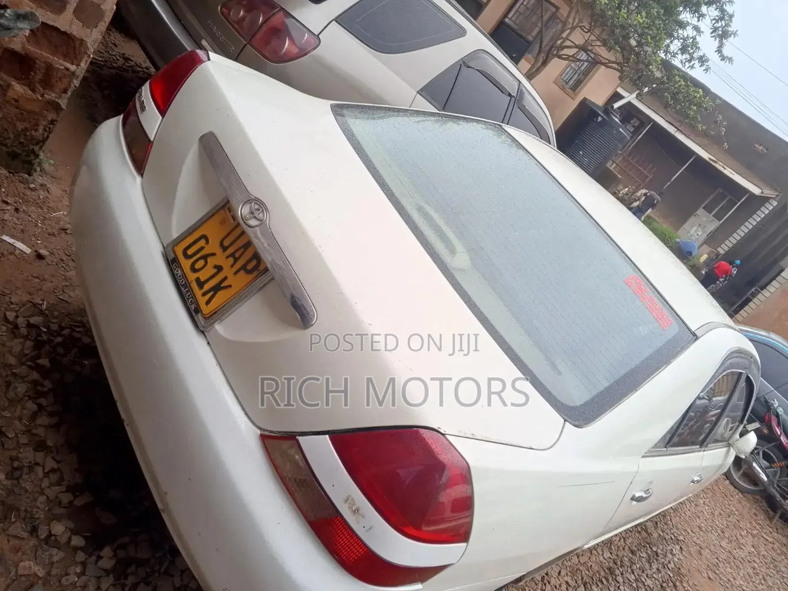 Toyota Mark II 2.0 AWD 2002 White
