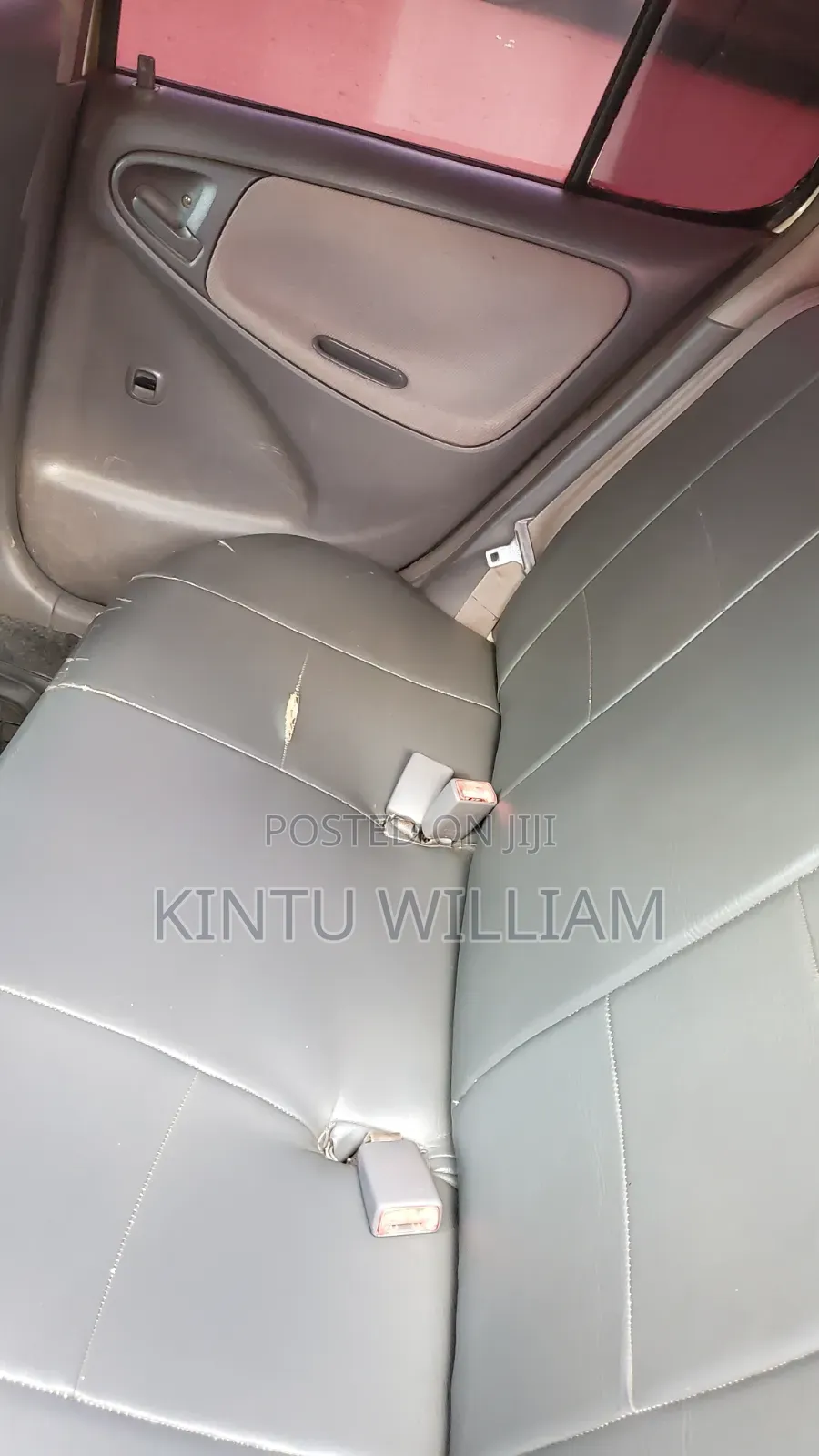 Toyota Platz 1.0 FWD 2000 Gold