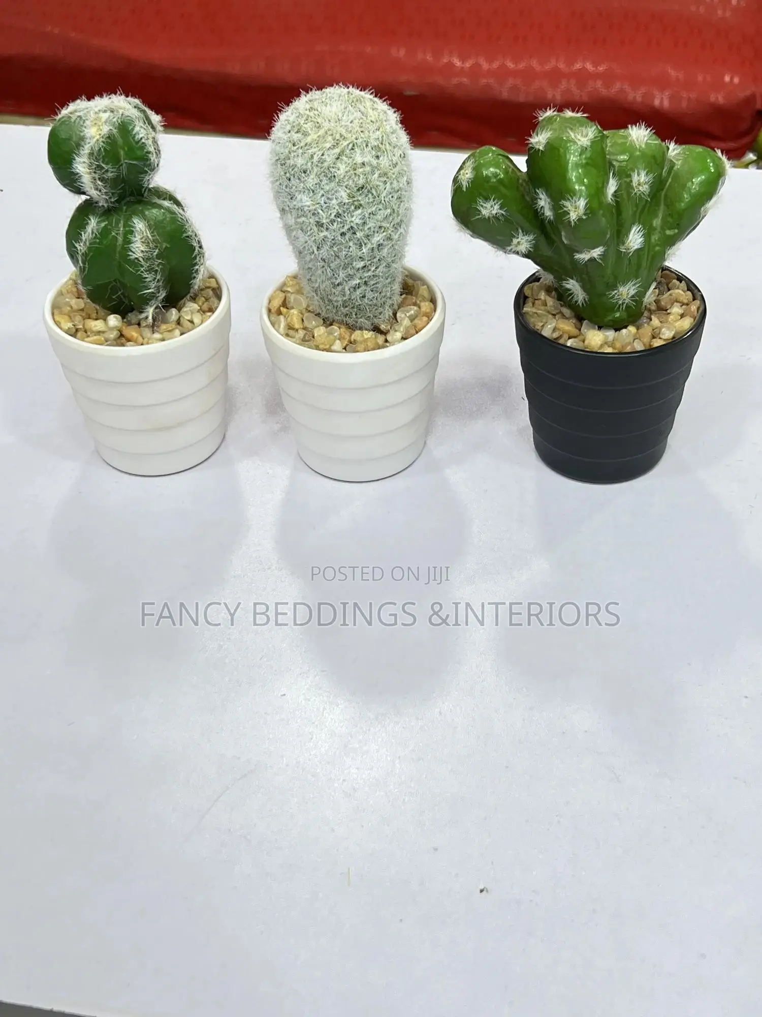 Table Flower (Artificial Ranging Between )