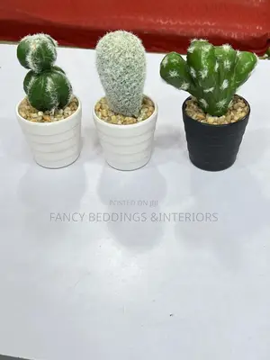 Table Flower (Artificial Ranging Between )