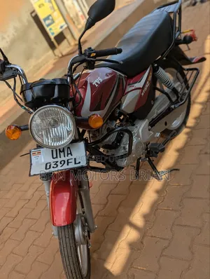 TVS HLX 125 2025 Red