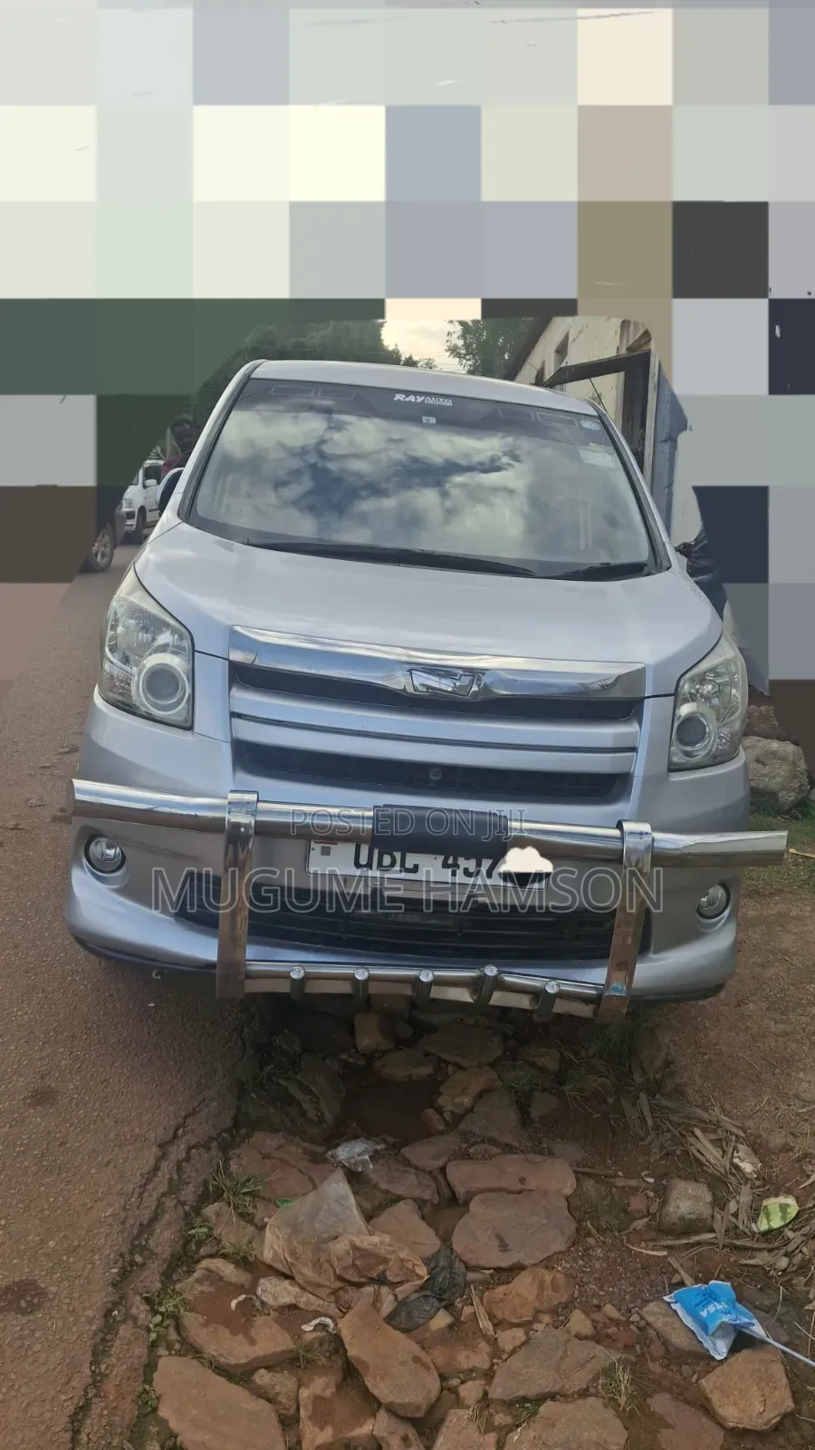 Toyota Noah 2010 Silver