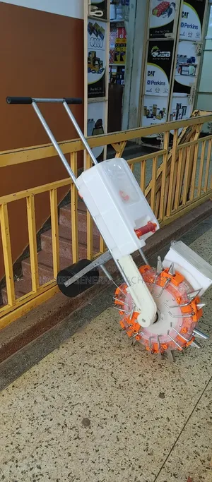 Portable Hand Push Lawn Garden Spreader,12 Seed Plates