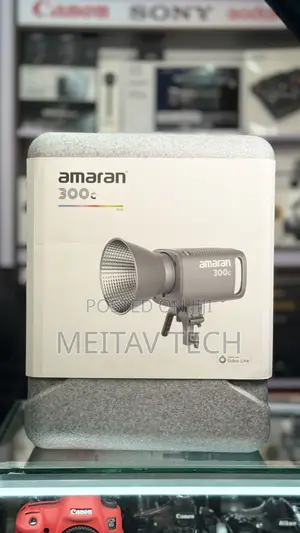 Aputure Amaran 300c
