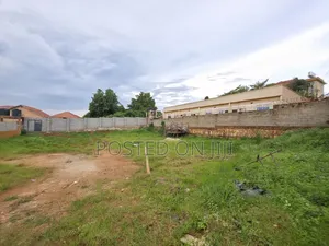 100x100ft for Sale at Najjera Bulabira at 240m Ugx Titled