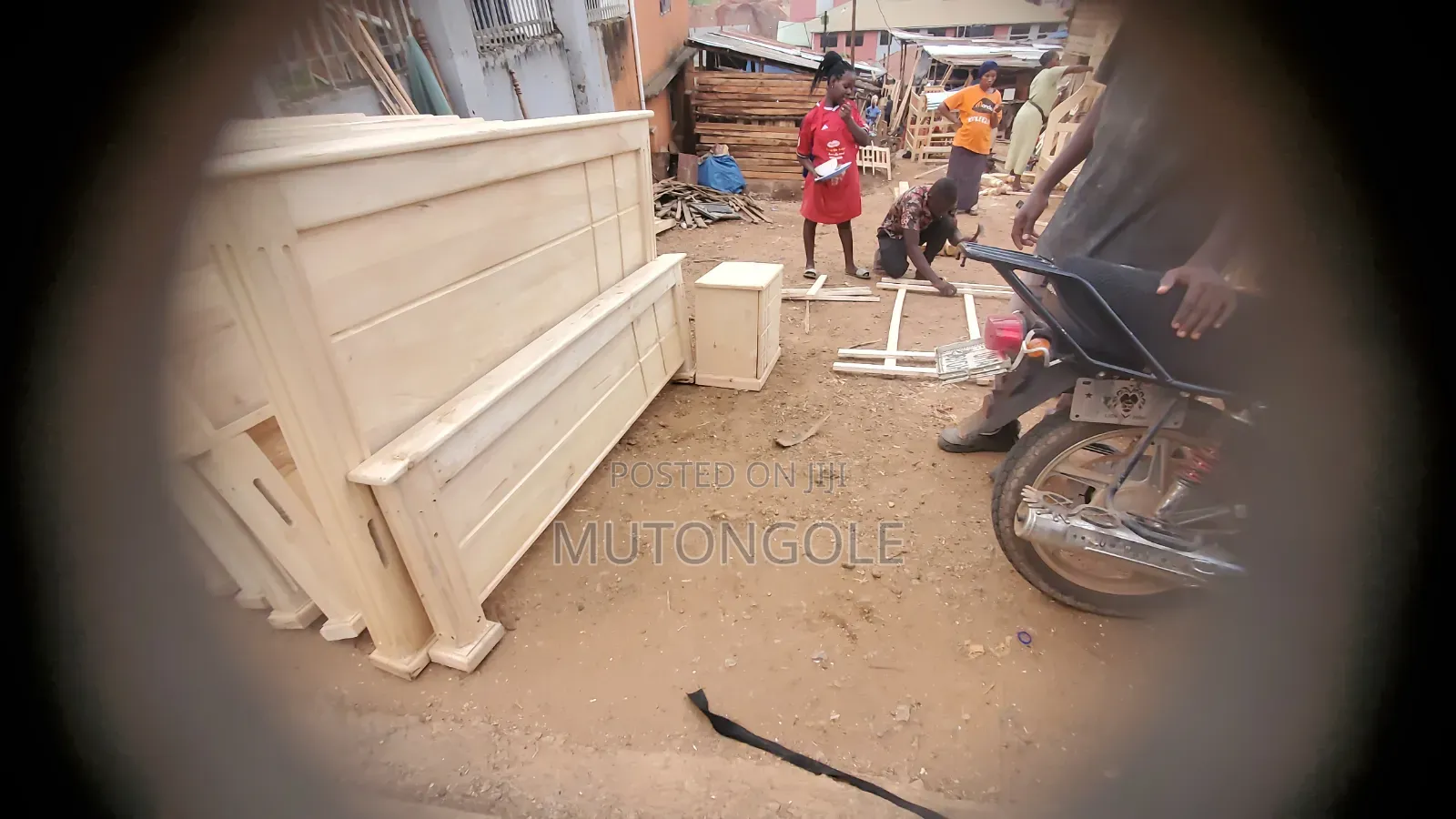 5x6 Wood Bed (Tile)