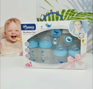 Momeasy Newborn Feeding Bottle Gift Set