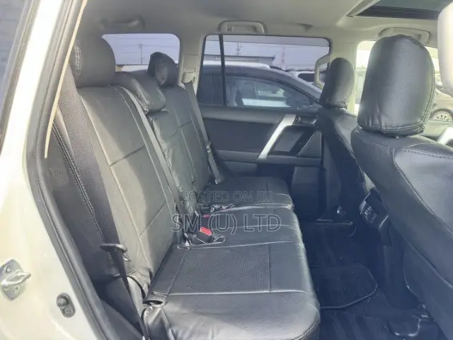 Toyota Land Cruiser Prado 2.7 2018 White