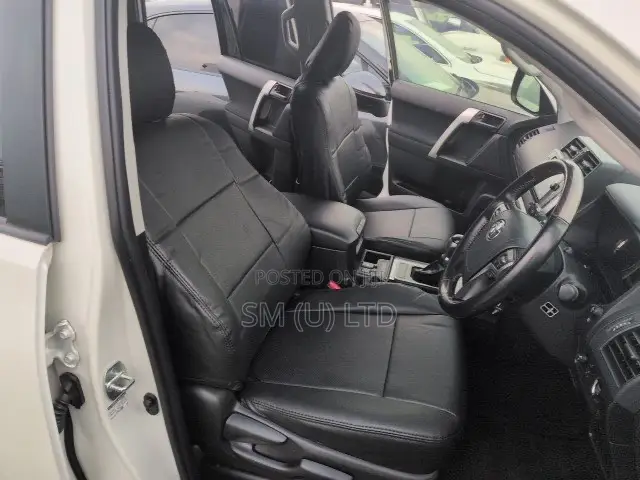 Toyota Land Cruiser Prado 2.7 2018 White