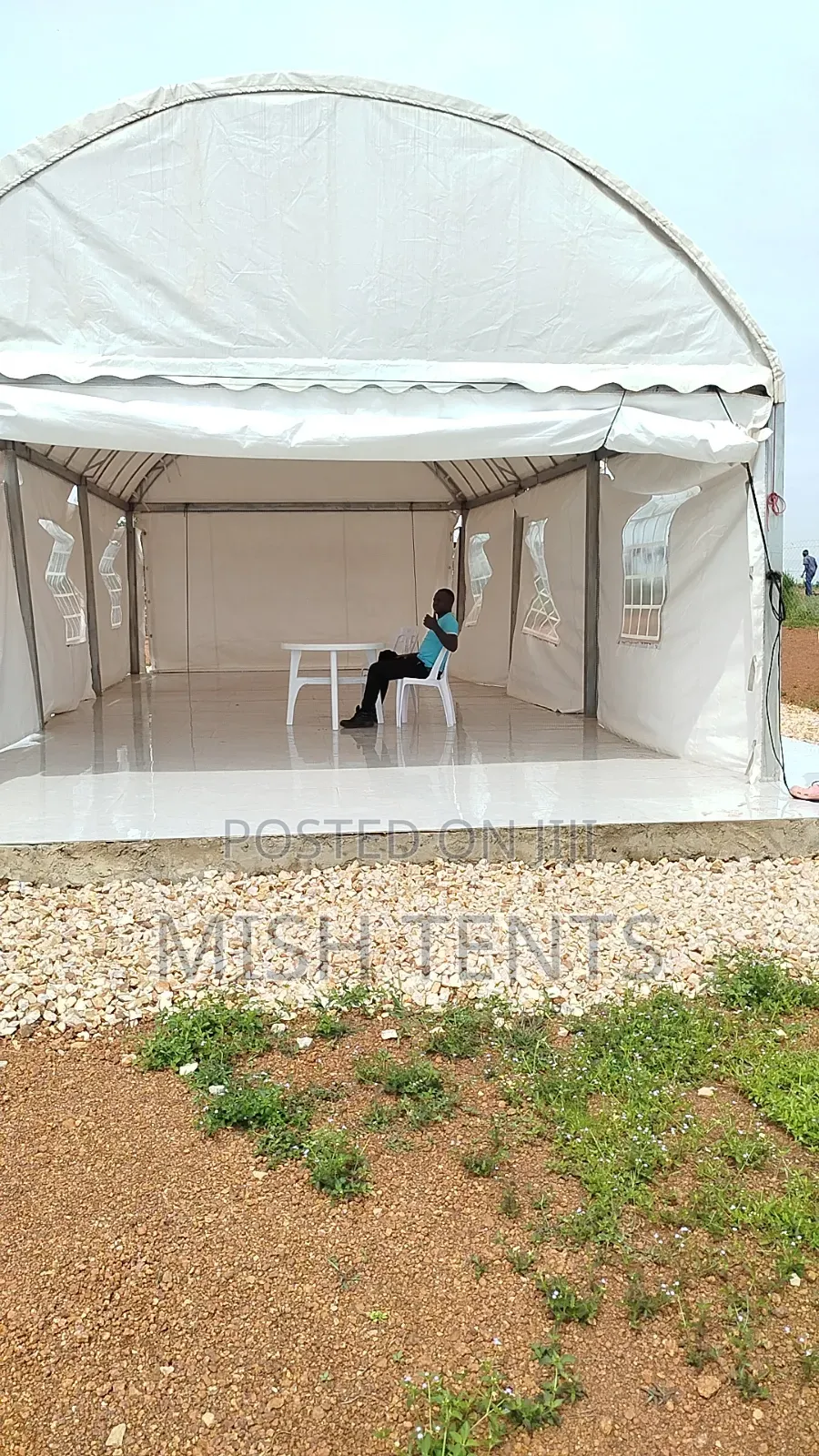 Curved Tent of 5m × 10m Made in Strong Materials