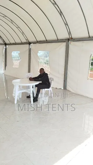 Curved Tent of 5m × 10m Made in Strong Materials