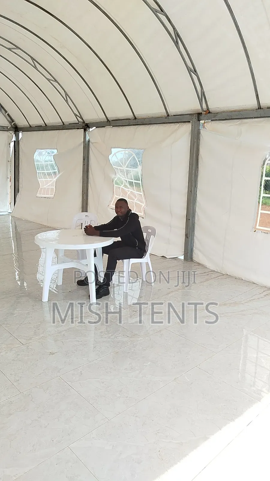 Curved Tent of 5m × 10m Made in Strong Materials