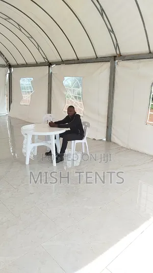 Curved Tent of 5m × 10m Made in Strong Materials