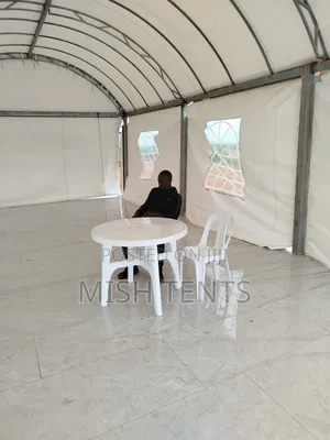 Curved Tent of 5m × 10m Made in Strong Materials