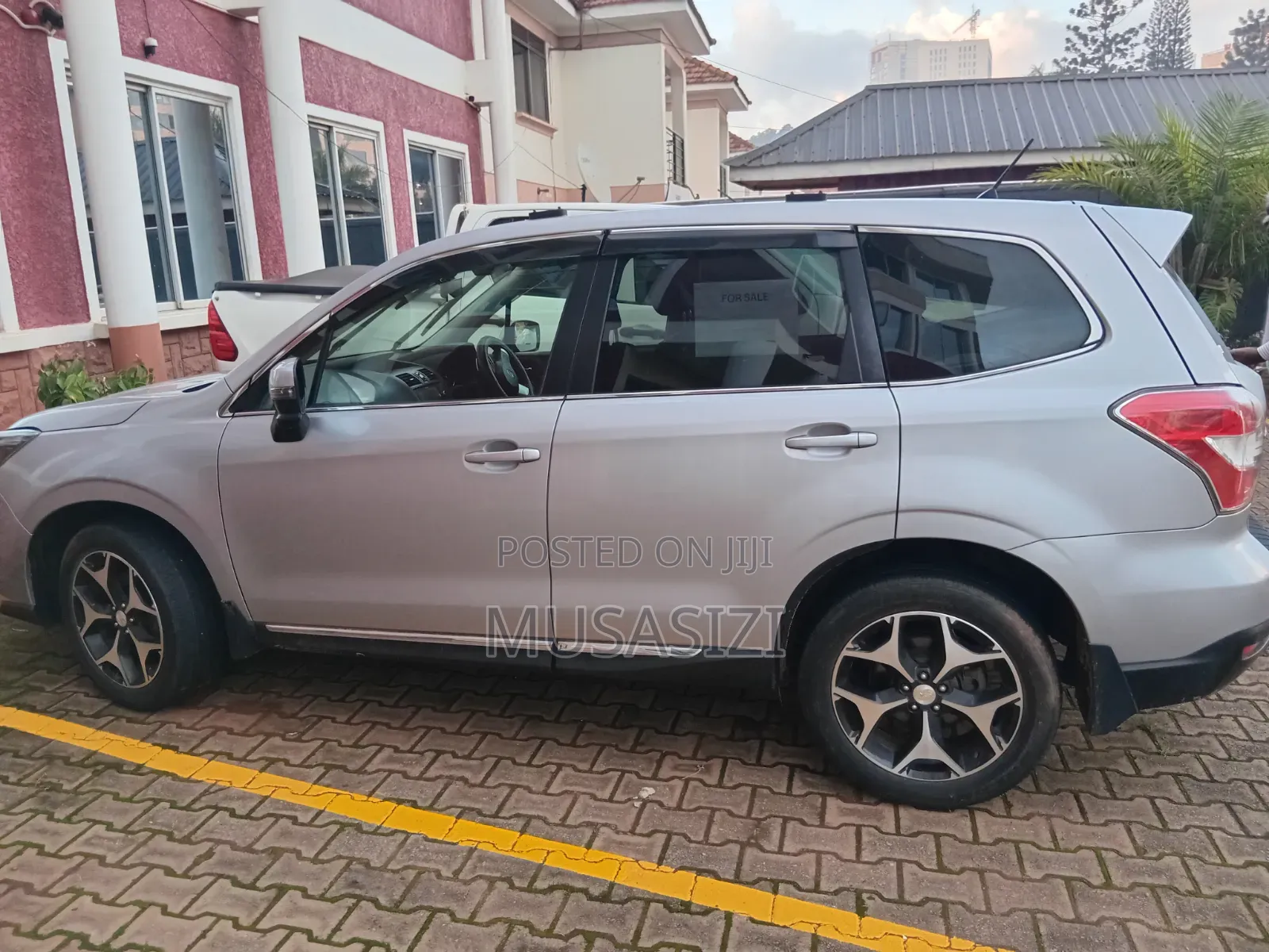 Subaru Forester 2.0XT Premium 4dr SUV AWD (2.0L 4cyl Turbo CVT) 2014