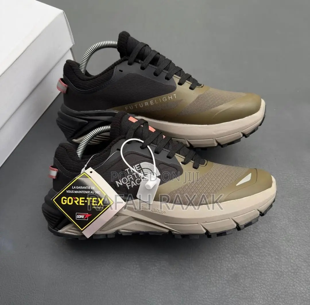 Future Light Gore-Tex the North Face Sneakers