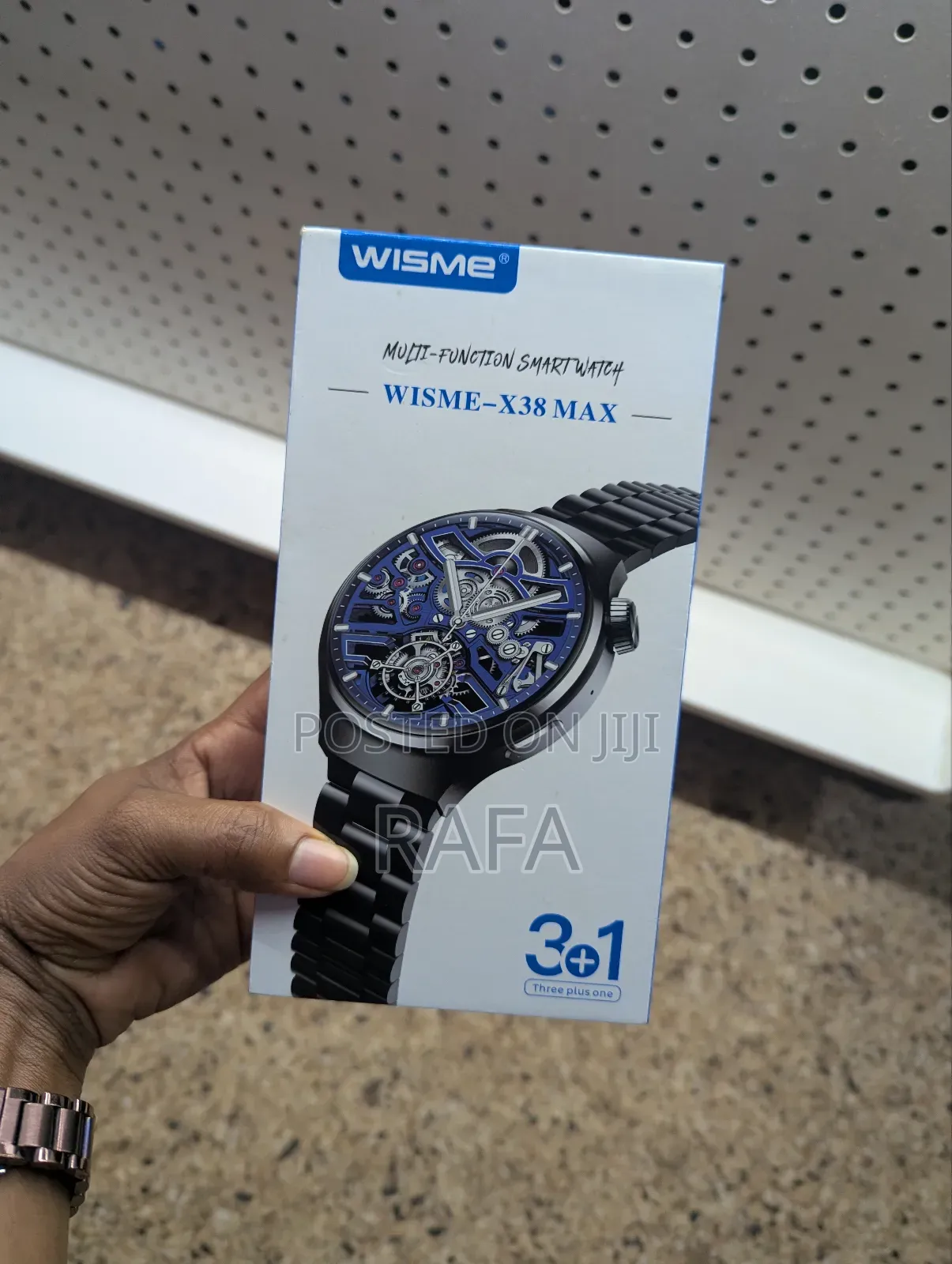 Men Round Smart Watch With Amoled Screen Display