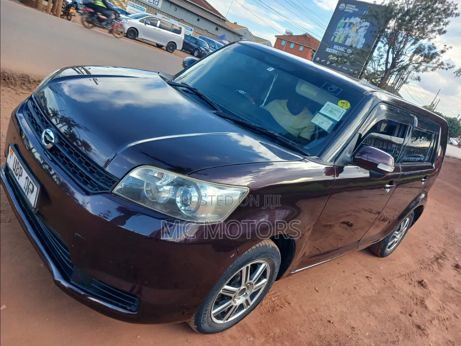 Toyota Corolla Rumion Hatchback 1.5 FWD 2011 Maroon