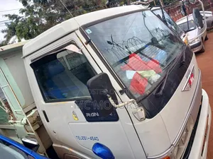 Hino Tipper