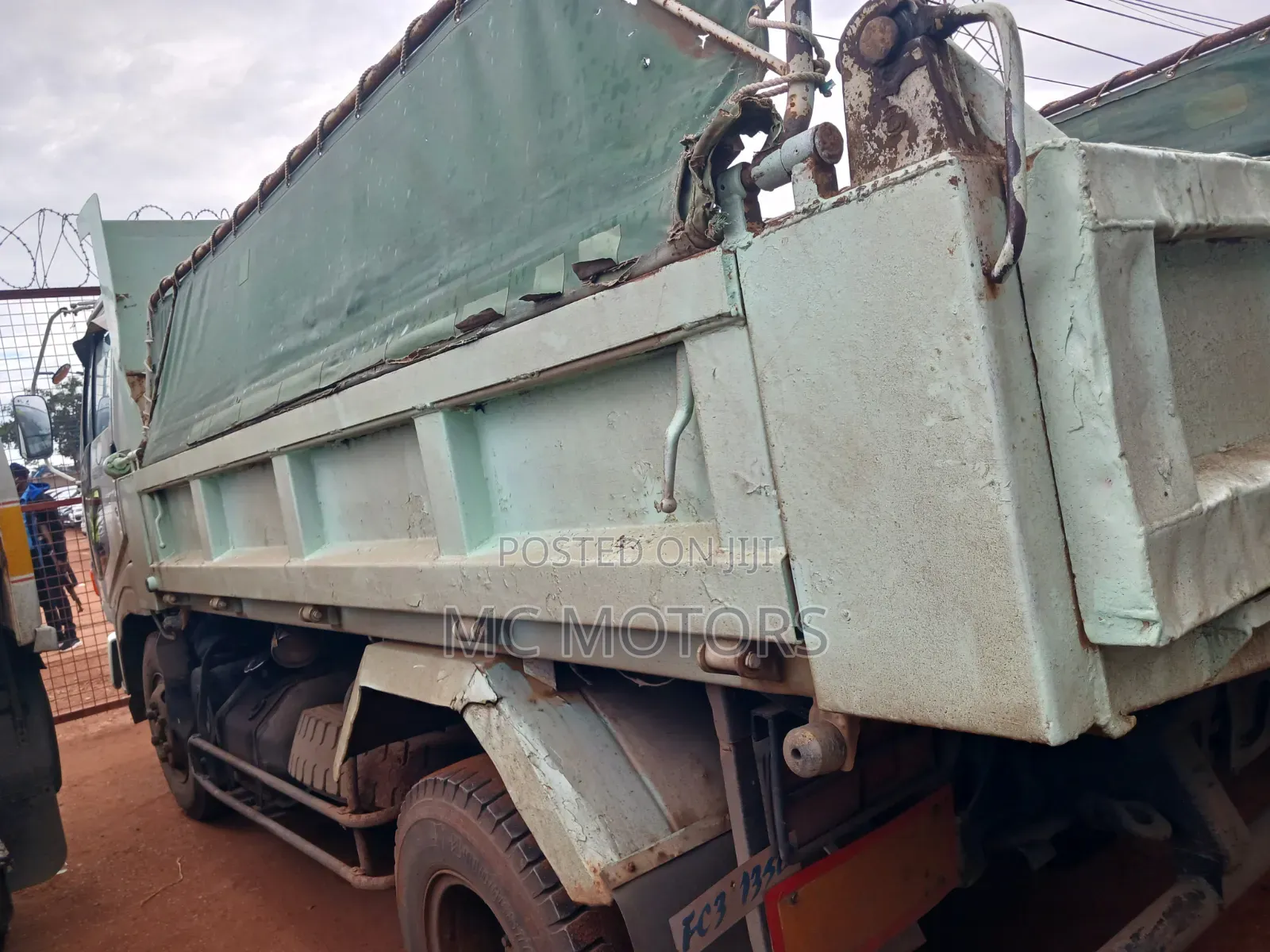 Hino Tipper