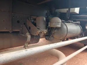 Hino Tipper