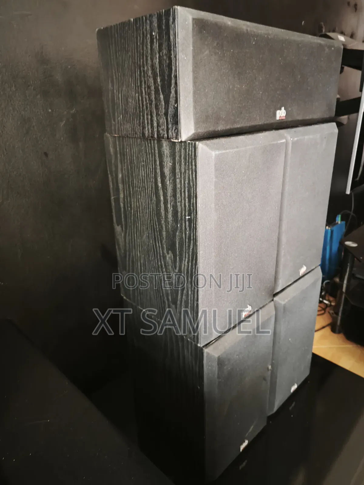 A Set of PSB 5.0 Speakers Set for Yo Surround Sound System