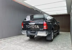 Toyota Hilux Revo Double Cab Deisel 2.4 AWD 2018 Black