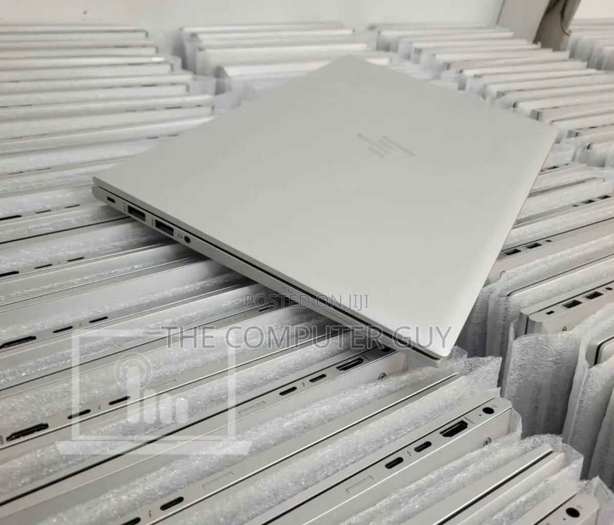 New Laptop HP EliteBook 830 G8 8GB Intel Core i5 SSD 256GB
