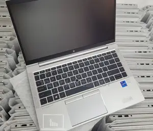 New Laptop HP EliteBook 830 G8 8GB Intel Core i5 SSD 256GB