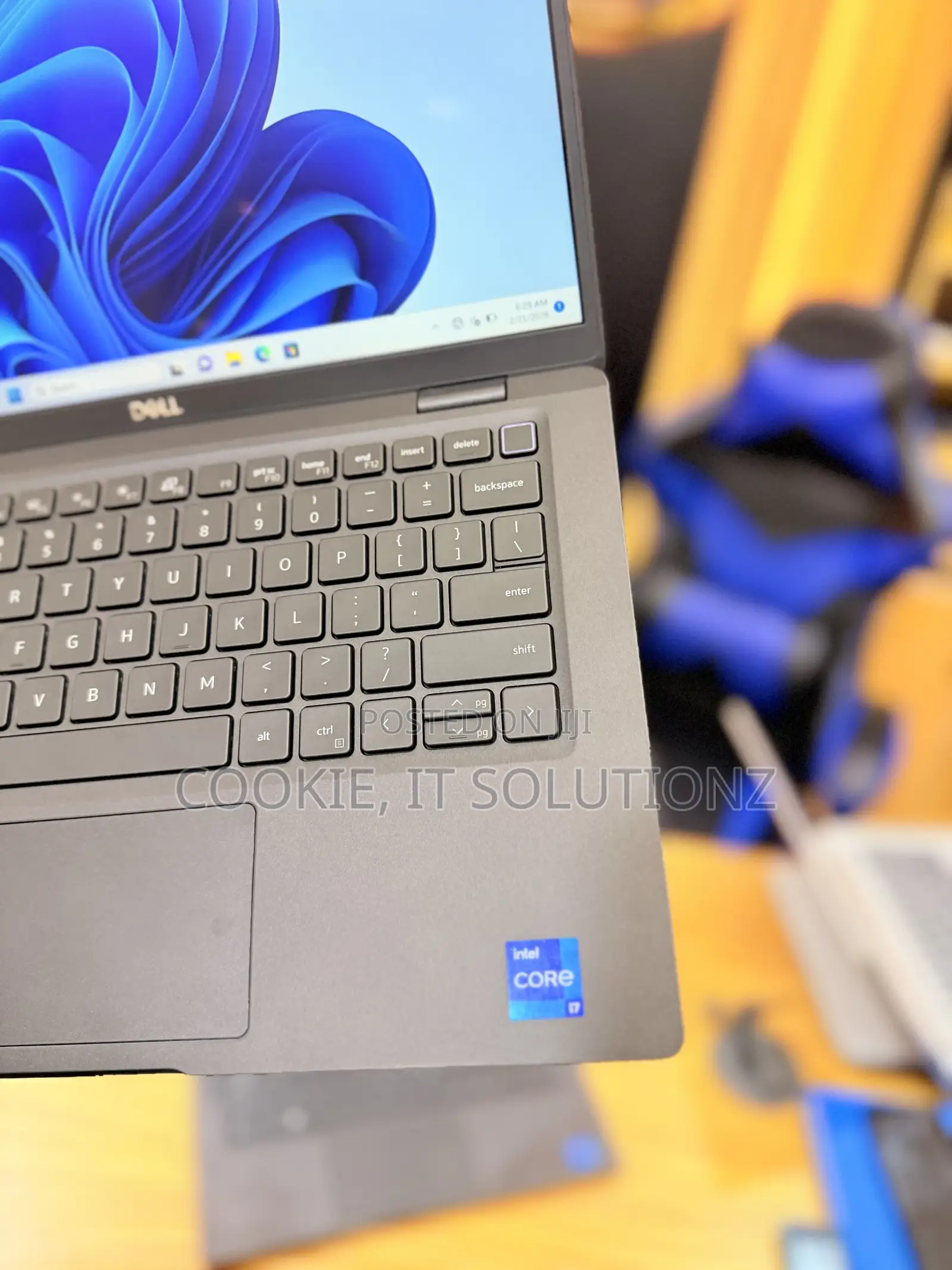 Laptop Dell Latitude 7320 16GB Intel Core i7 SSHD (Hybrid) 512GB