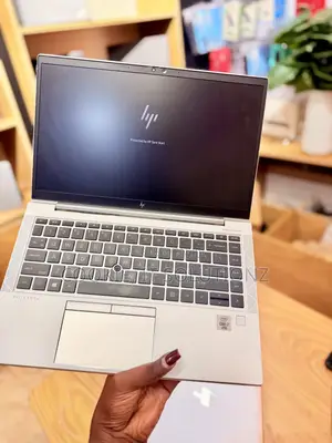 Laptop HP EliteBook 840 G7 8GB Intel Core i7 SSHD (Hybrid) 256GB