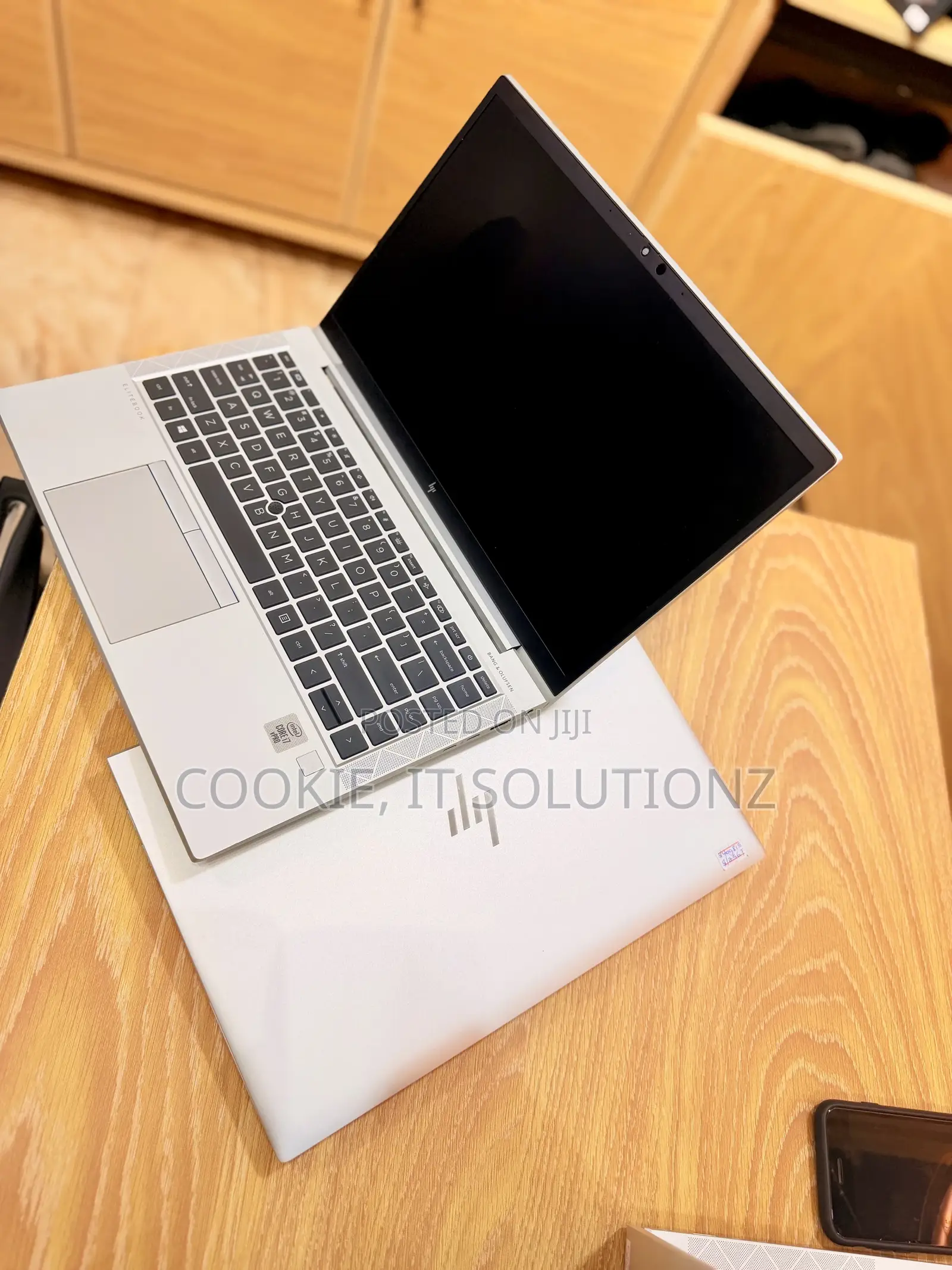 Laptop HP EliteBook 840 G7 8GB Intel Core i7 SSHD (Hybrid) 256GB