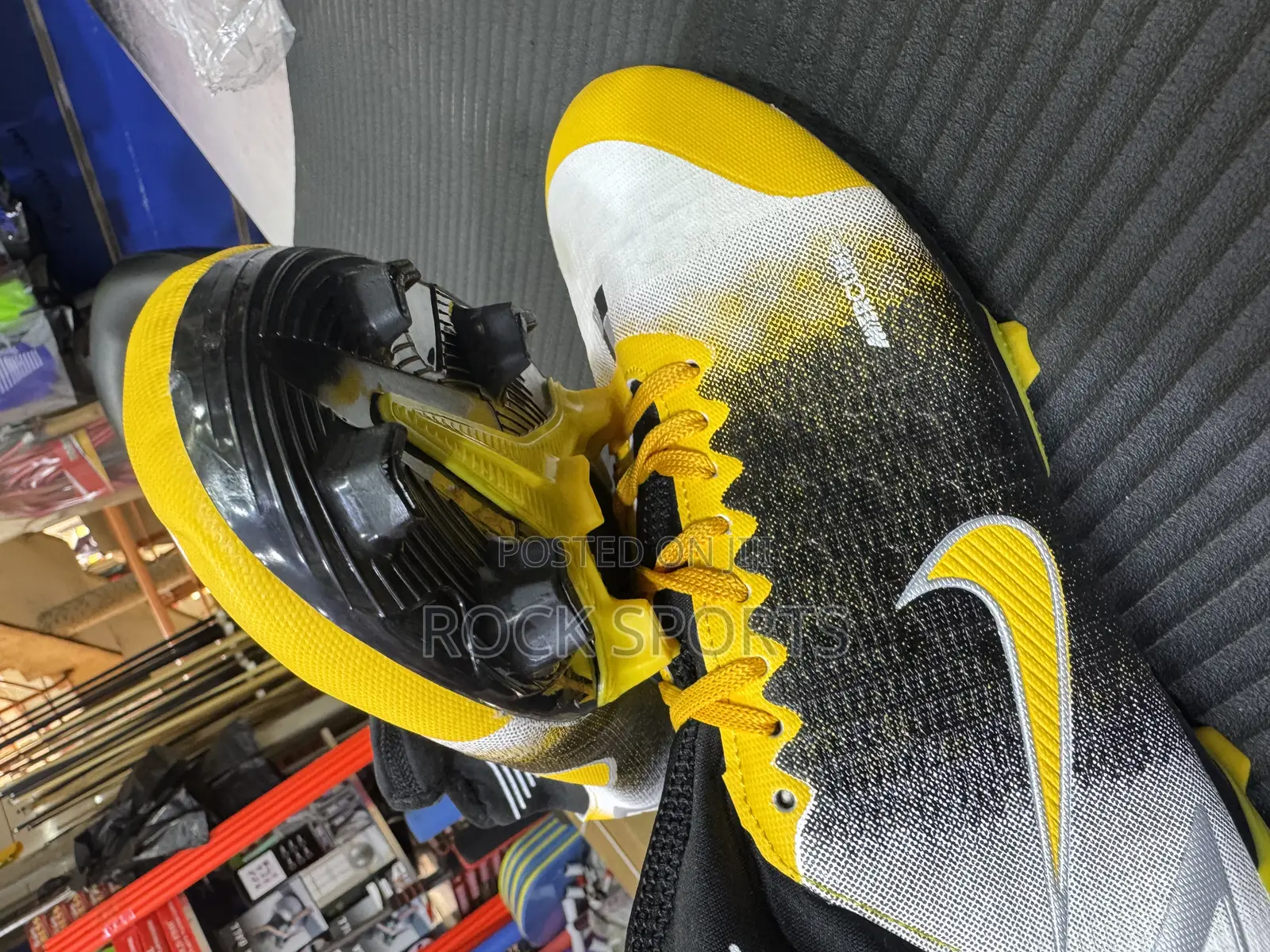 Nike Anklet Football Shoes Available