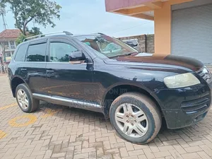 Volkswagen Touareg 2012 Black
