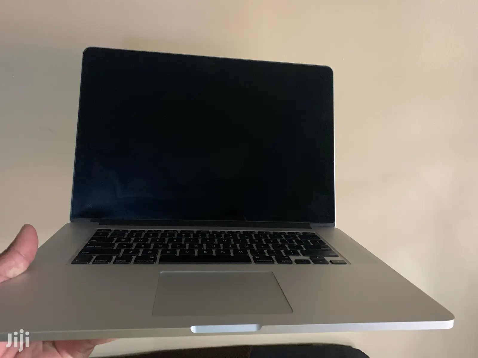 Laptop Apple MacBook Pro 16GB Intel Core i7 SSD 512GB