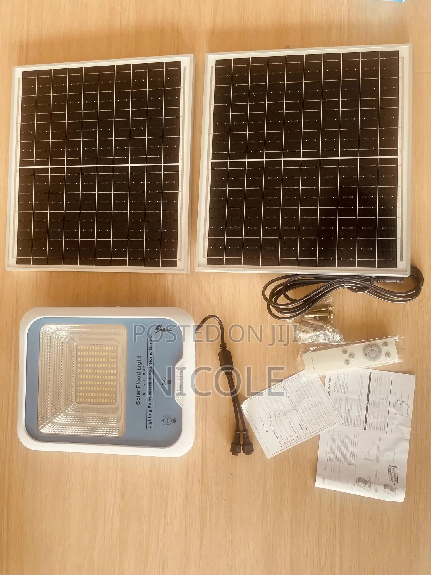 200w Solar Flood Light With a Panel,Water Resistant Kampala