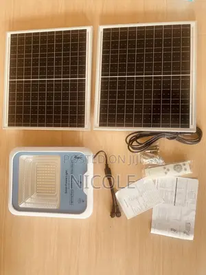 200w Solar Flood Light With a Panel,Water Resistant Kampala