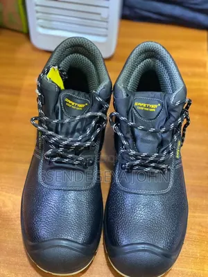 Safety Jogger Best Boy S3 Model.