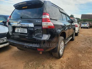Toyota Land Cruiser Prado 2017 Black
