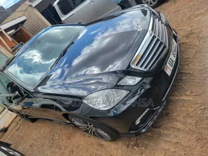 Mercedes-Benz E300 2015 Black