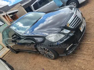 Mercedes-Benz E300 2015 Black