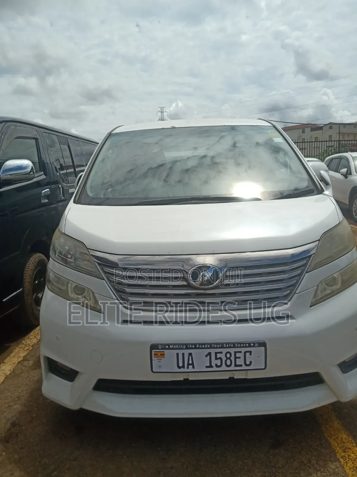 Toyota Alphard 2011 Pearl