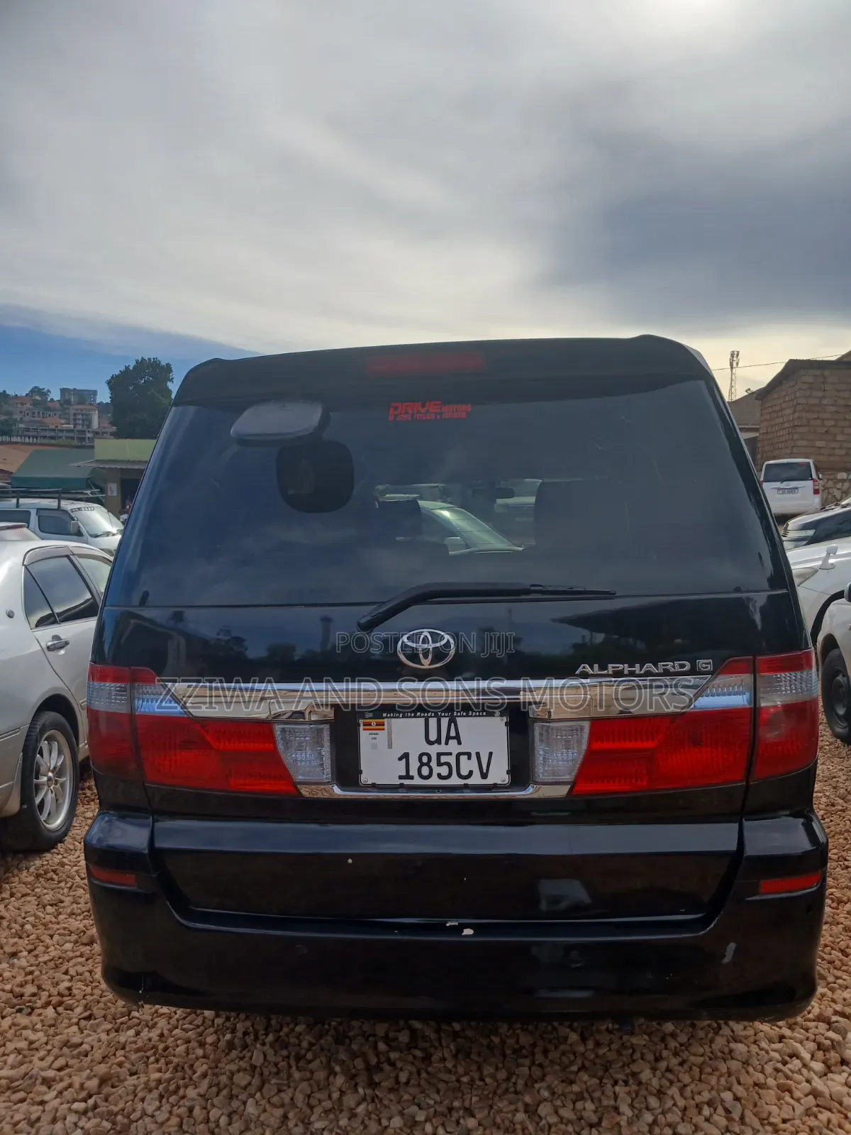 Toyota Alphard 2.4 Petrol FWD 2003 Black