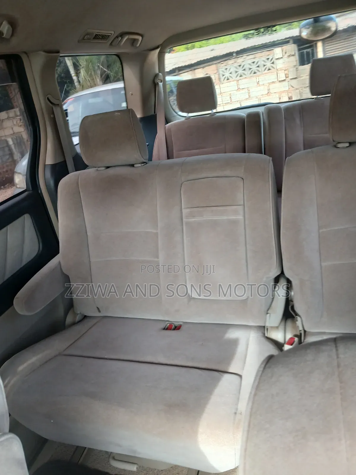 Toyota Alphard 2.4 Petrol FWD 2003 Black