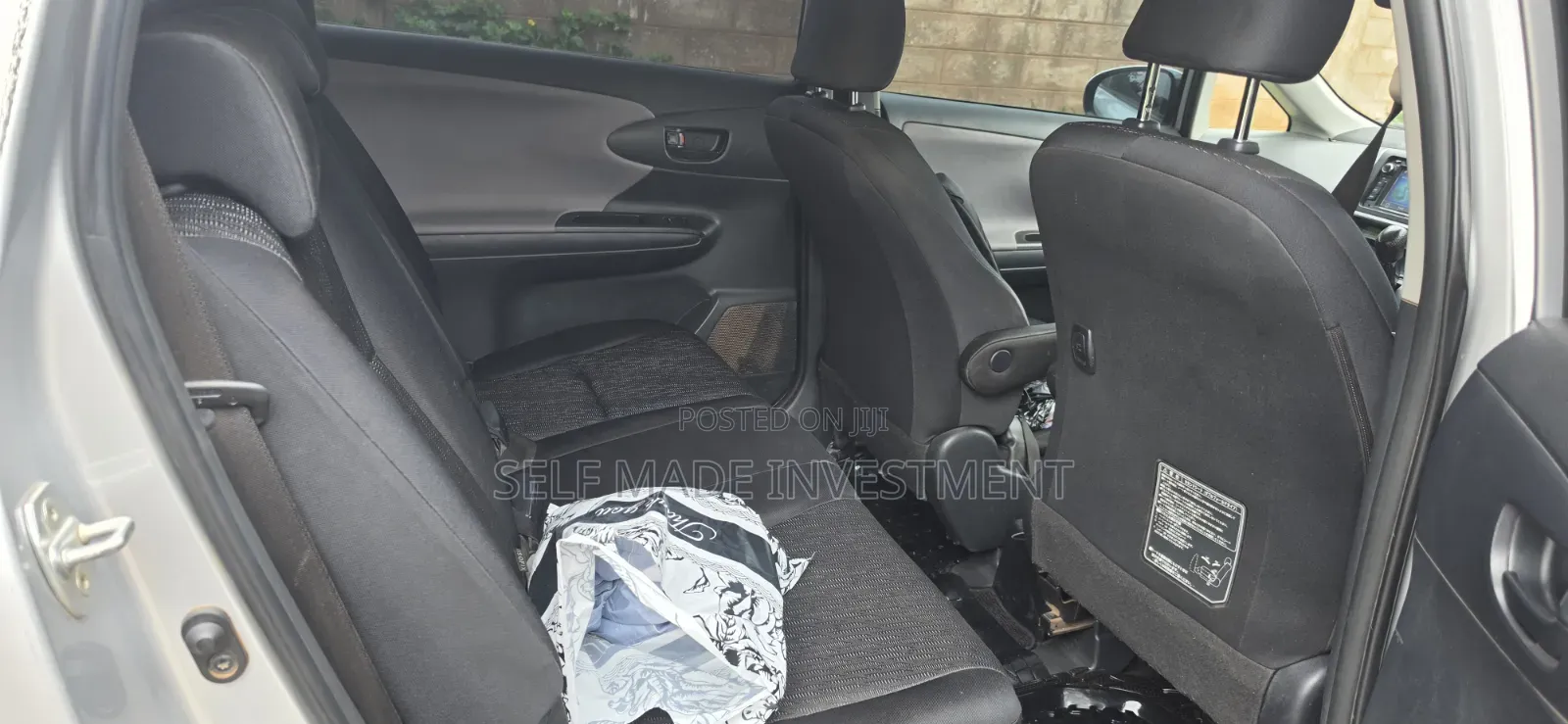 Toyota Wish 2011 Silver