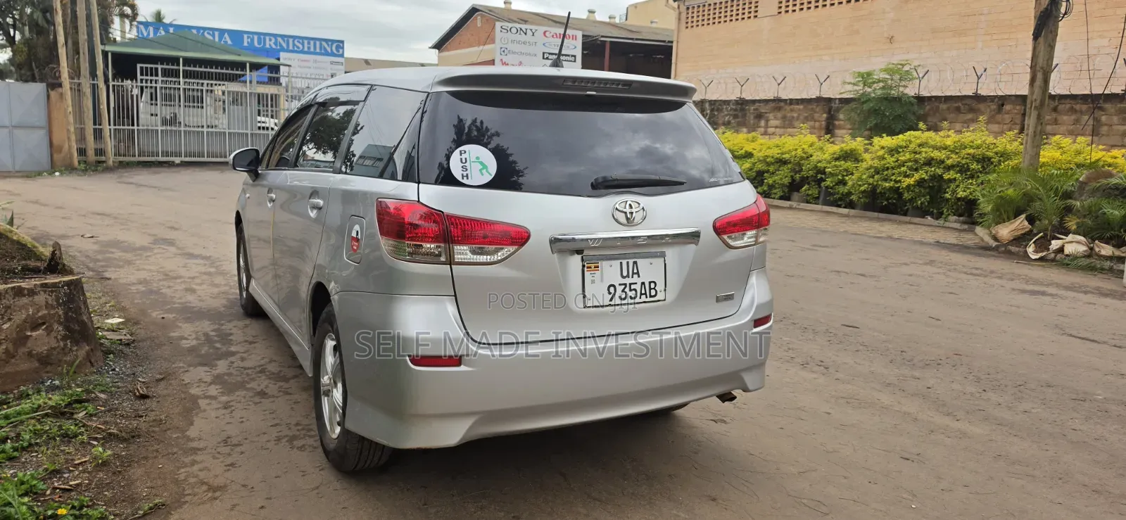 Toyota Wish 2011 Silver