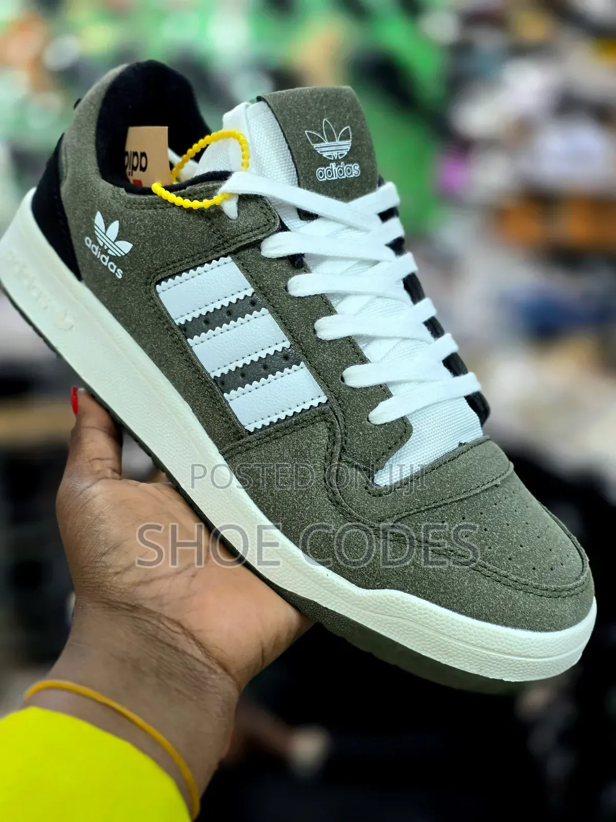 New Fashion Addidas Sued