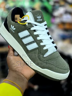 New Fashion Addidas Sued