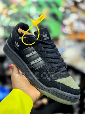 New Fashion Addidas Sued