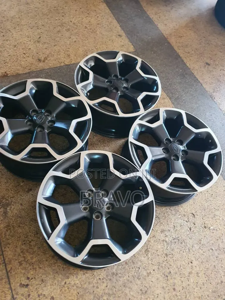 Subaru Impreza Original Rims Size 17.